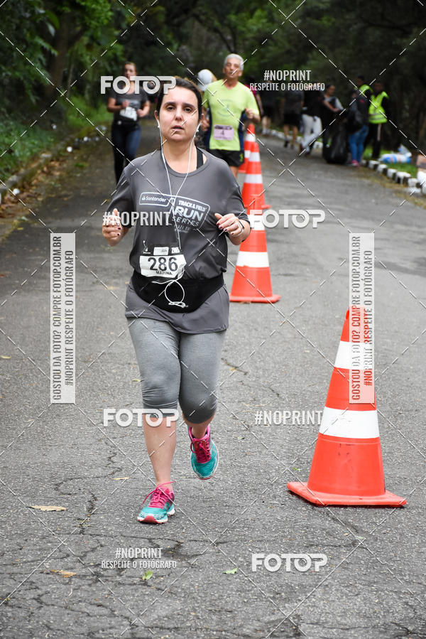 Buy your photos of the eventSantander Track & Field Run Series - Plaza Sul - Jardim Bot�nico on Fotop
