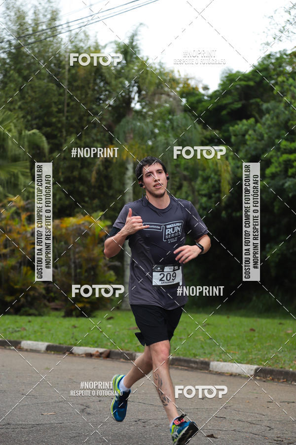 Buy your photos of the eventSantander Track & Field Run Series - Plaza Sul - Jardim Bot�nico on Fotop