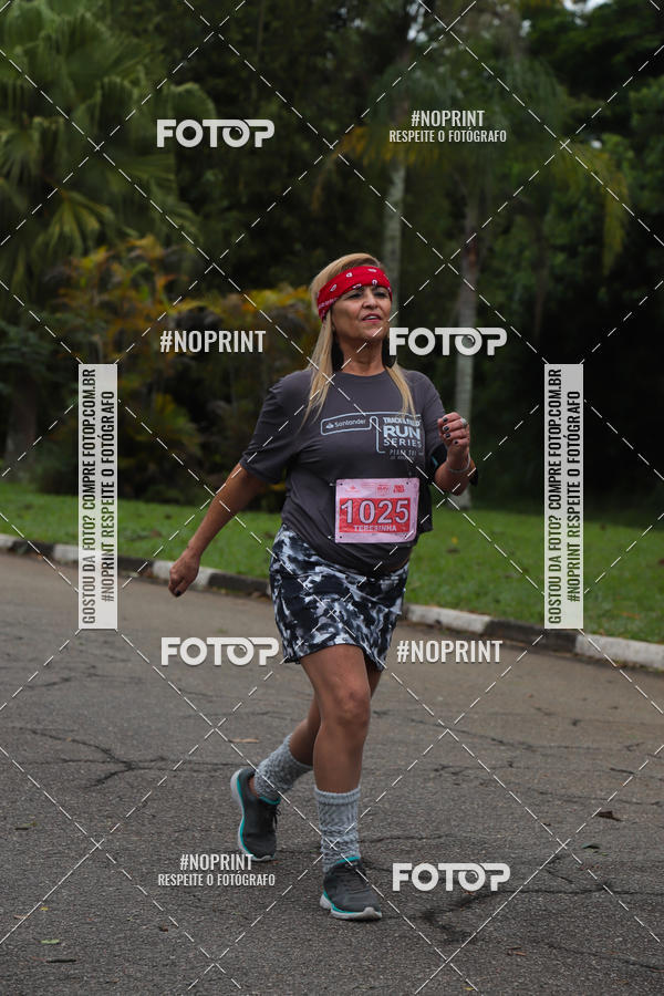 Buy your photos of the eventSantander Track & Field Run Series - Plaza Sul - Jardim Bot�nico on Fotop
