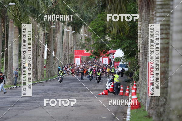 Buy your photos of the eventSantander Track & Field Run Series - Plaza Sul - Jardim Bot�nico on Fotop