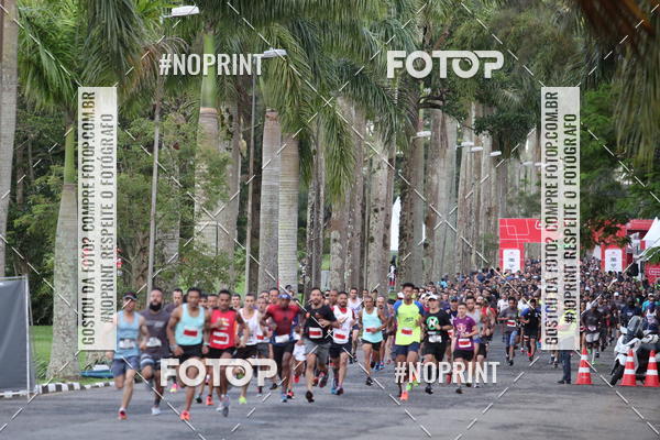 Buy your photos of the eventSantander Track & Field Run Series - Plaza Sul - Jardim Bot�nico on Fotop
