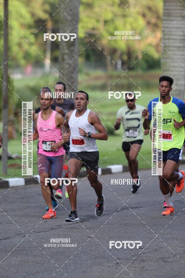 Buy your photos of the eventSantander Track & Field Run Series - Plaza Sul - Jardim Bot�nico on Fotop