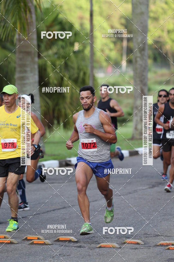Buy your photos of the eventSantander Track & Field Run Series - Plaza Sul - Jardim Bot�nico on Fotop