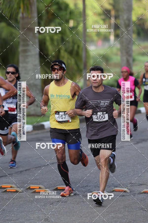 Buy your photos of the eventSantander Track & Field Run Series - Plaza Sul - Jardim Bot�nico on Fotop