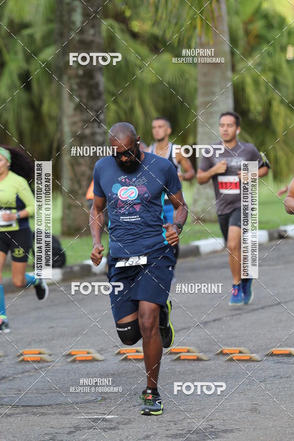 Buy your photos of the eventSantander Track & Field Run Series - Plaza Sul - Jardim Bot�nico on Fotop