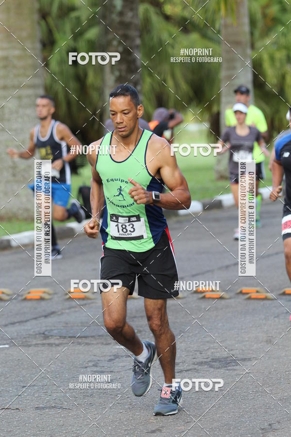 Buy your photos of the eventSantander Track & Field Run Series - Plaza Sul - Jardim Bot�nico on Fotop
