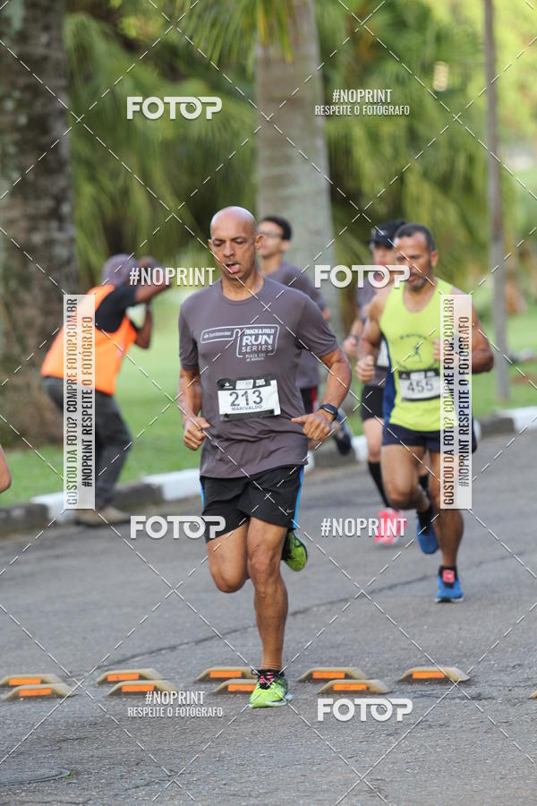 Buy your photos of the eventSantander Track & Field Run Series - Plaza Sul - Jardim Bot�nico on Fotop