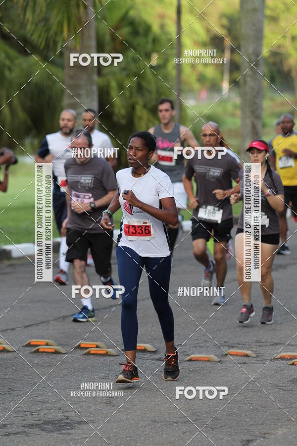 Buy your photos of the eventSantander Track & Field Run Series - Plaza Sul - Jardim Bot�nico on Fotop