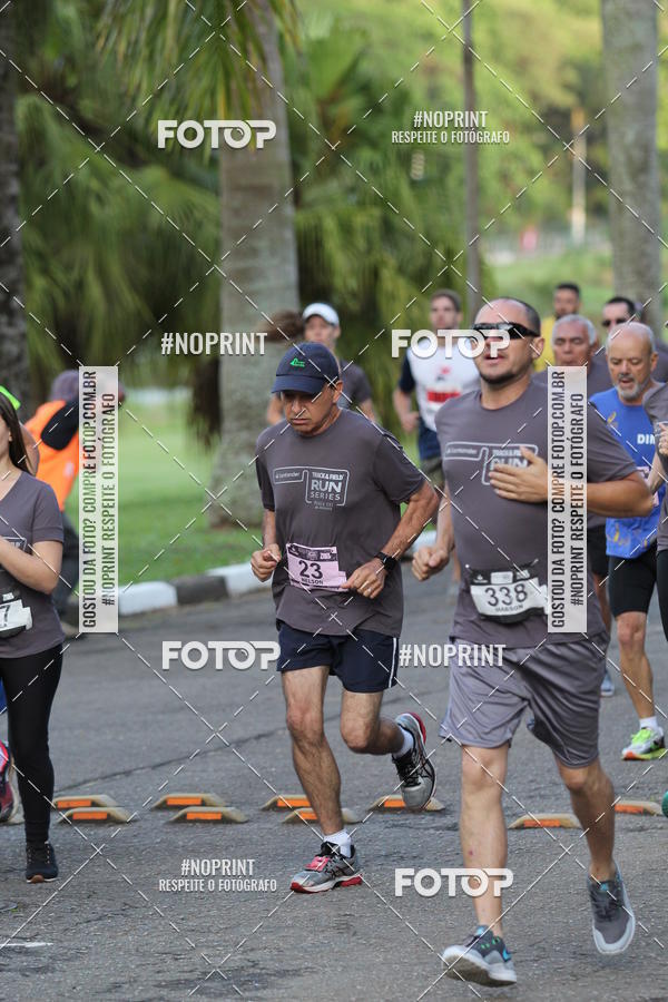 Buy your photos of the eventSantander Track & Field Run Series - Plaza Sul - Jardim Bot�nico on Fotop