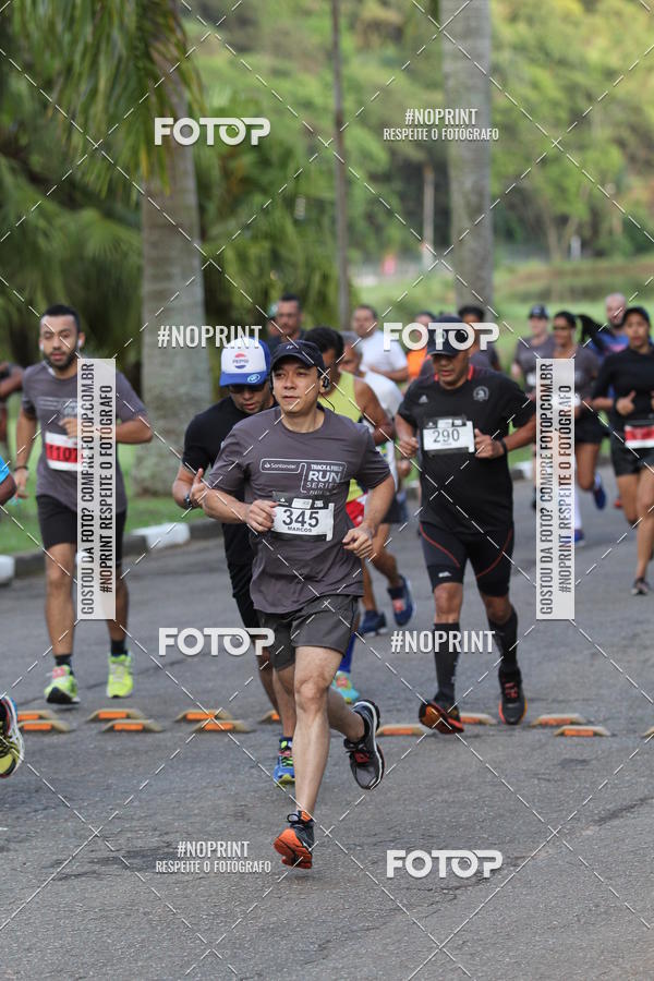 Buy your photos of the eventSantander Track & Field Run Series - Plaza Sul - Jardim Bot�nico on Fotop