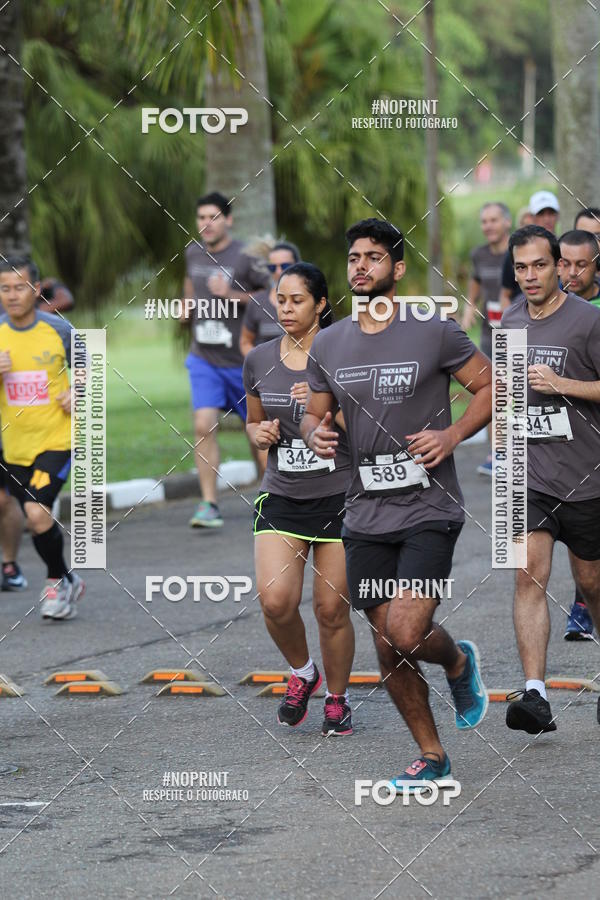 Buy your photos of the eventSantander Track & Field Run Series - Plaza Sul - Jardim Bot�nico on Fotop
