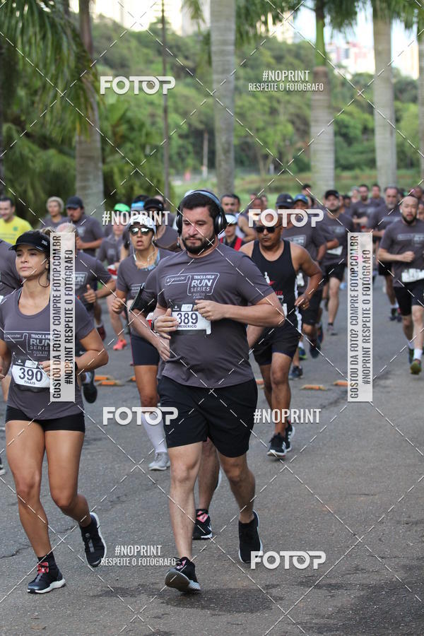 Buy your photos of the eventSantander Track & Field Run Series - Plaza Sul - Jardim Bot�nico on Fotop