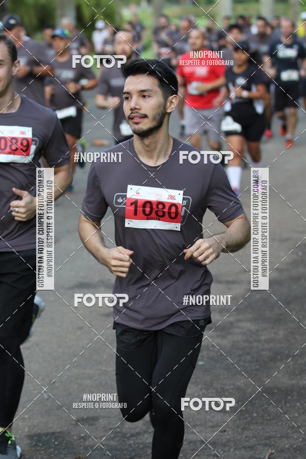Buy your photos of the eventSantander Track & Field Run Series - Plaza Sul - Jardim Bot�nico on Fotop