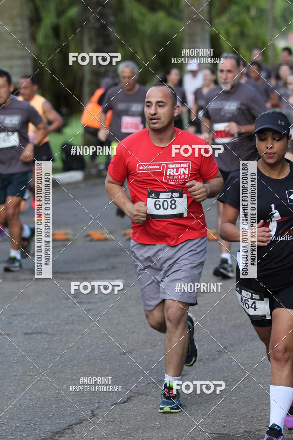 Buy your photos of the eventSantander Track & Field Run Series - Plaza Sul - Jardim Bot�nico on Fotop