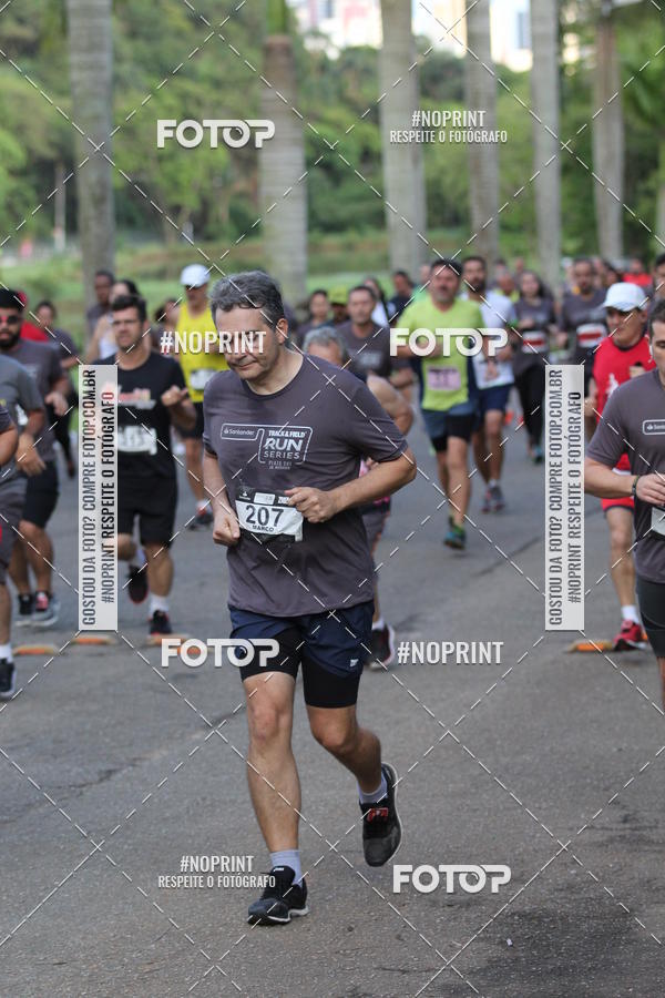 Buy your photos of the eventSantander Track & Field Run Series - Plaza Sul - Jardim Bot�nico on Fotop