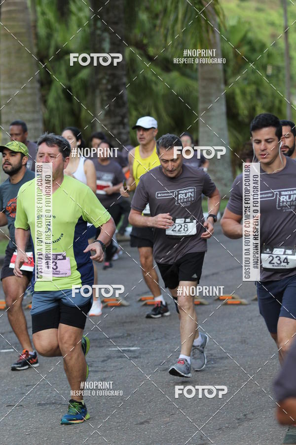 Buy your photos of the eventSantander Track & Field Run Series - Plaza Sul - Jardim Bot�nico on Fotop