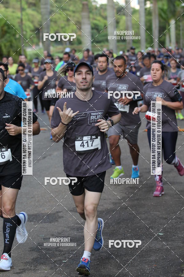 Buy your photos of the eventSantander Track & Field Run Series - Plaza Sul - Jardim Bot�nico on Fotop