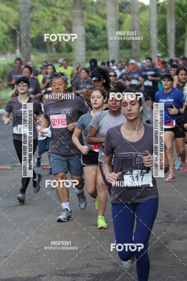 Buy your photos of the eventSantander Track & Field Run Series - Plaza Sul - Jardim Bot�nico on Fotop