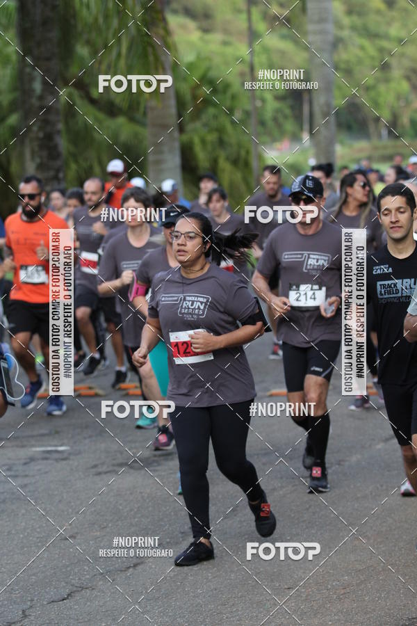 Buy your photos of the eventSantander Track & Field Run Series - Plaza Sul - Jardim Bot�nico on Fotop