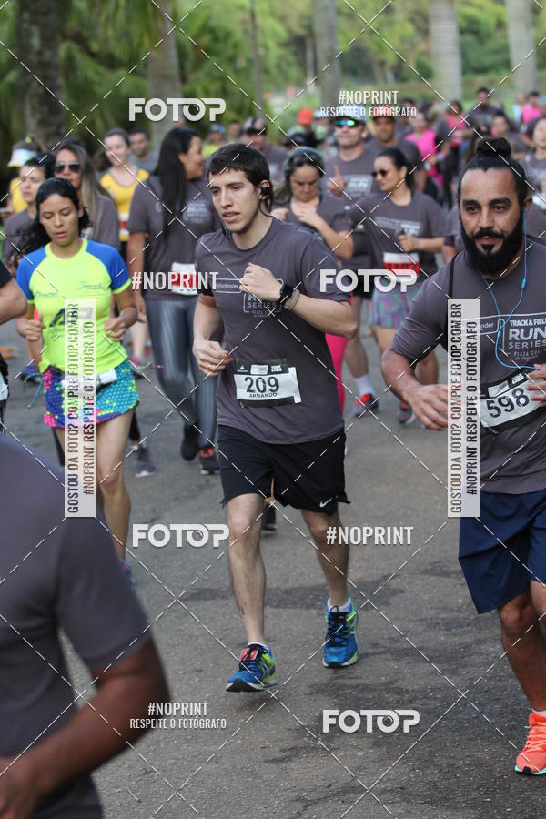 Buy your photos of the eventSantander Track & Field Run Series - Plaza Sul - Jardim Botnico on Fotop