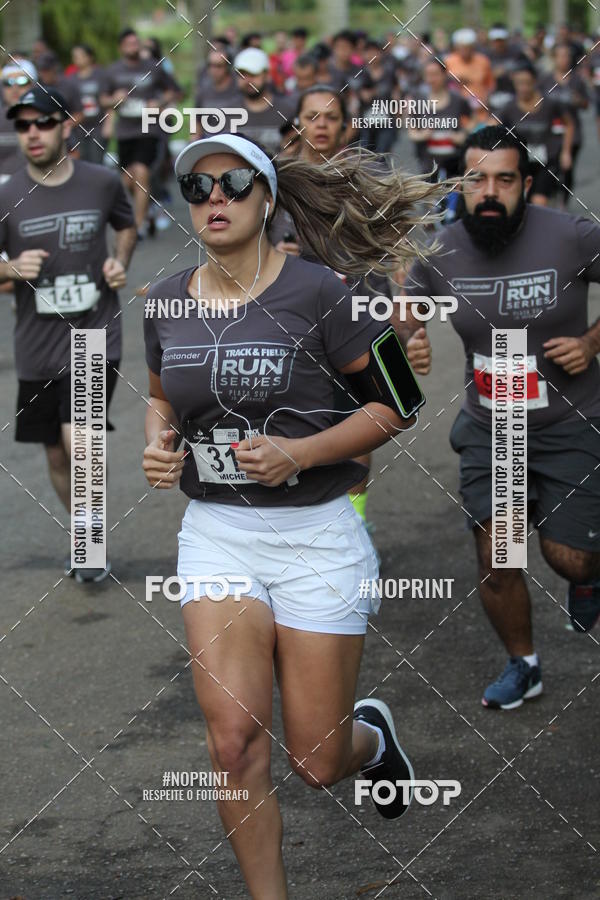 Buy your photos of the eventSantander Track & Field Run Series - Plaza Sul - Jardim Botnico on Fotop