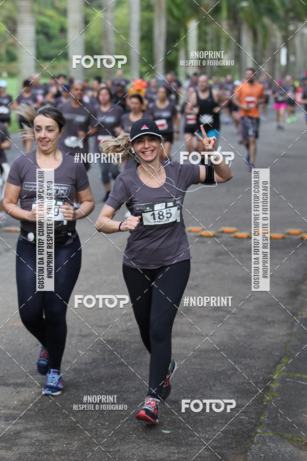 Compre as suas fotos do eventoSantander Track & Field Run Series - Plaza Sul - Jardim Botnico no Fotop