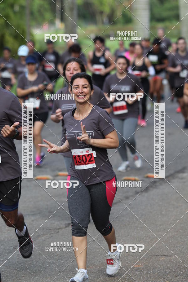 Compre as suas fotos do eventoSantander Track & Field Run Series - Plaza Sul - Jardim Botnico no Fotop