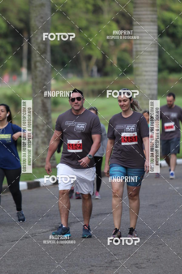 Buy your photos of the eventSantander Track & Field Run Series - Plaza Sul - Jardim Botnico on Fotop