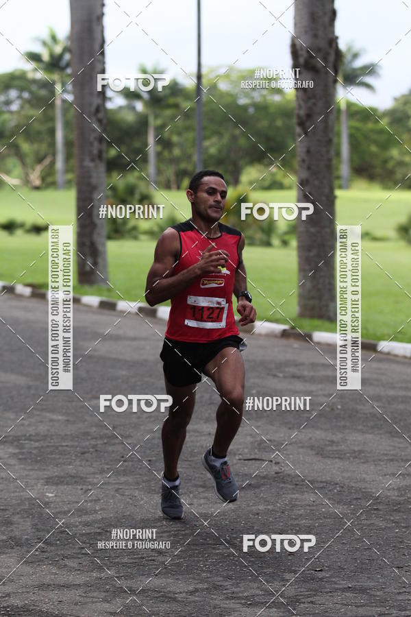 Buy your photos of the eventSantander Track & Field Run Series - Plaza Sul - Jardim Botnico on Fotop