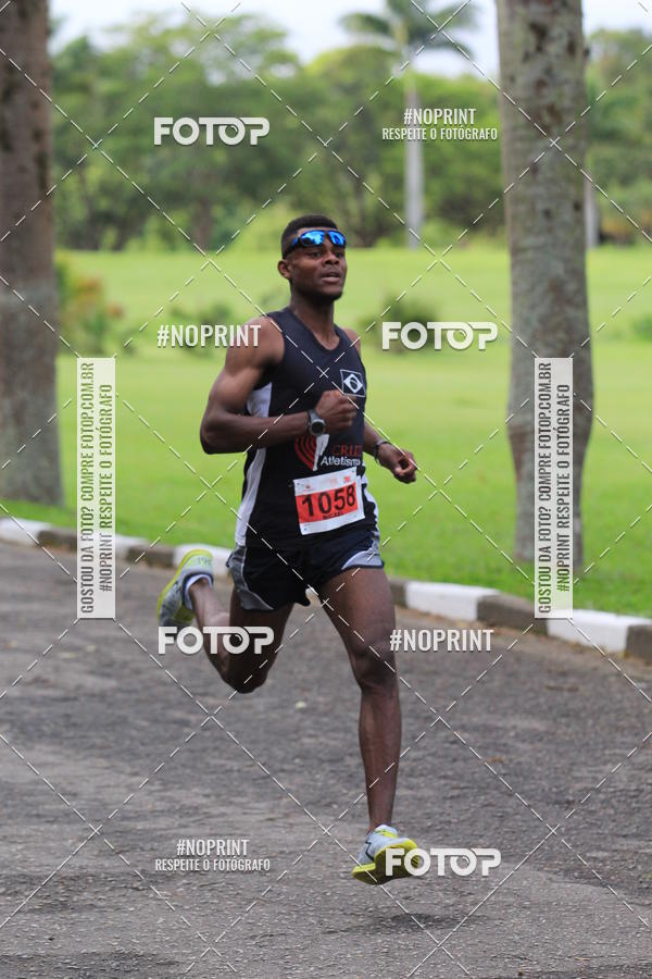 Buy your photos of the eventSantander Track & Field Run Series - Plaza Sul - Jardim Botnico on Fotop