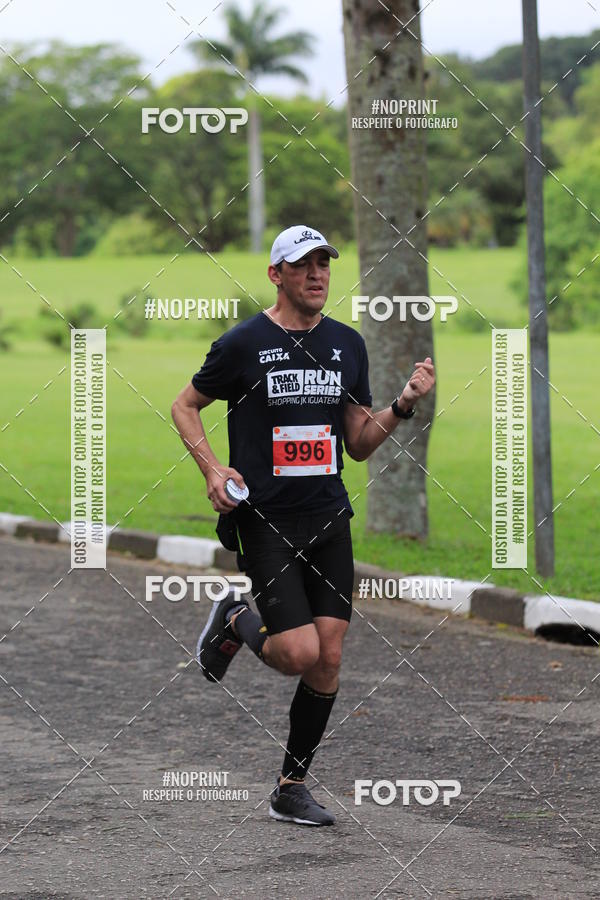Buy your photos of the eventSantander Track & Field Run Series - Plaza Sul - Jardim Botnico on Fotop