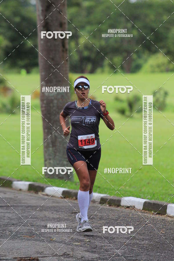 Buy your photos of the eventSantander Track & Field Run Series - Plaza Sul - Jardim Botnico on Fotop