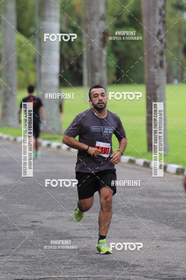Buy your photos of the eventSantander Track & Field Run Series - Plaza Sul - Jardim Botnico on Fotop