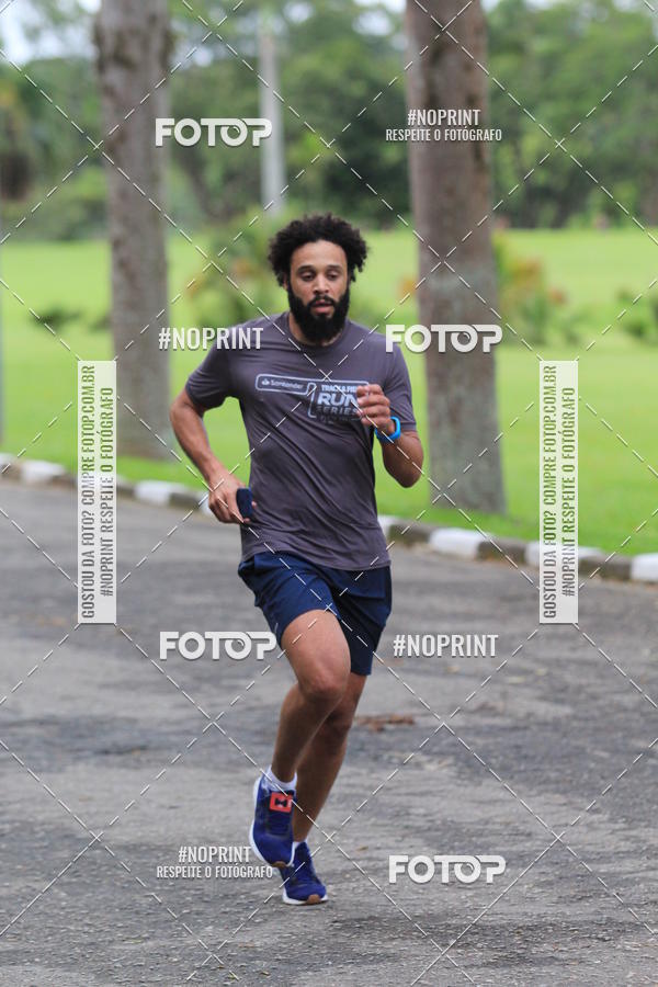 Buy your photos of the eventSantander Track & Field Run Series - Plaza Sul - Jardim Botnico on Fotop