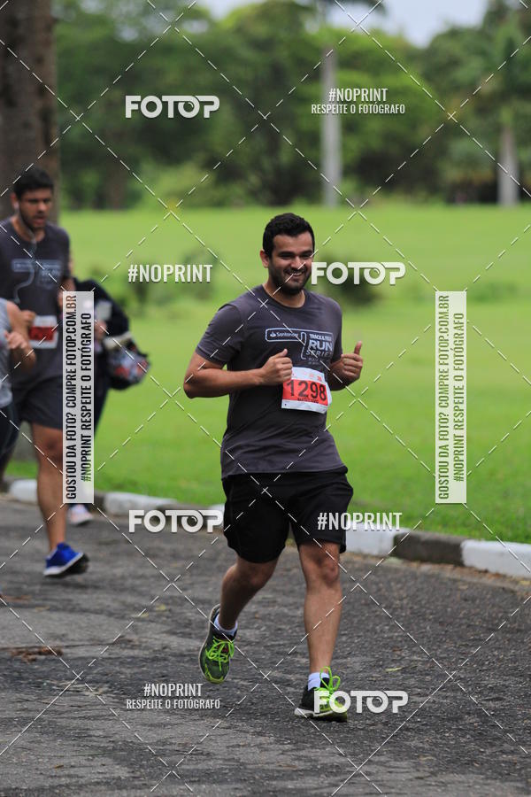 Buy your photos of the eventSantander Track & Field Run Series - Plaza Sul - Jardim Botnico on Fotop