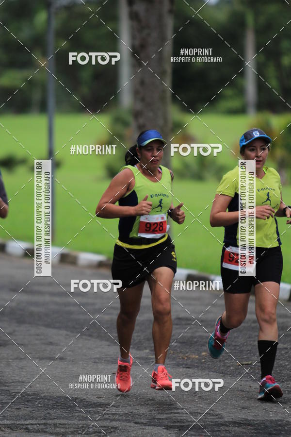 Buy your photos of the eventSantander Track & Field Run Series - Plaza Sul - Jardim Botnico on Fotop