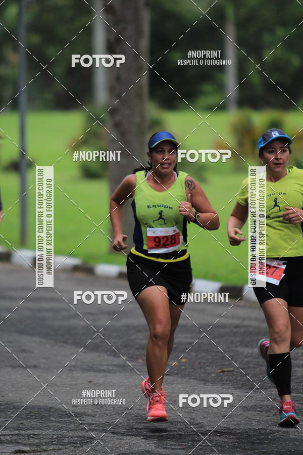 Buy your photos of the eventSantander Track & Field Run Series - Plaza Sul - Jardim Botnico on Fotop