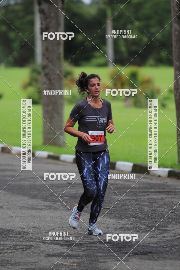 Buy your photos of the eventSantander Track & Field Run Series - Plaza Sul - Jardim Botnico on Fotop