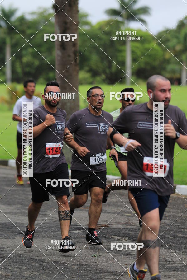 Buy your photos of the eventSantander Track & Field Run Series - Plaza Sul - Jardim Botnico on Fotop