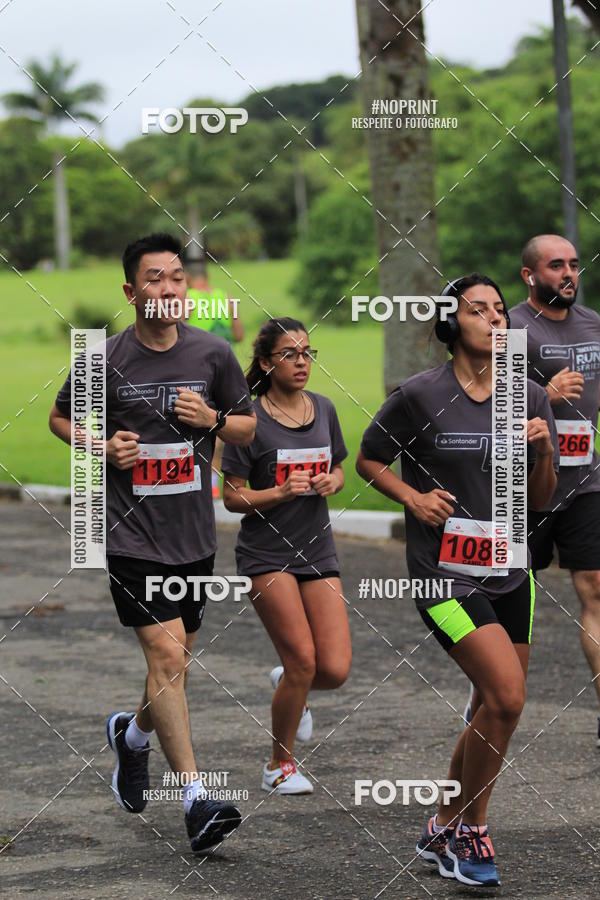 Buy your photos of the eventSantander Track & Field Run Series - Plaza Sul - Jardim Botnico on Fotop