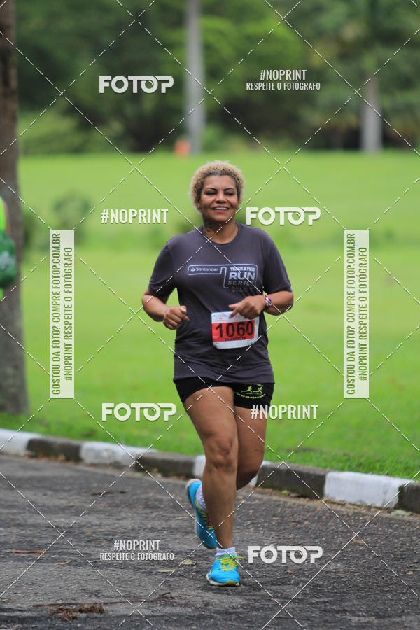 Buy your photos of the eventSantander Track & Field Run Series - Plaza Sul - Jardim Botnico on Fotop
