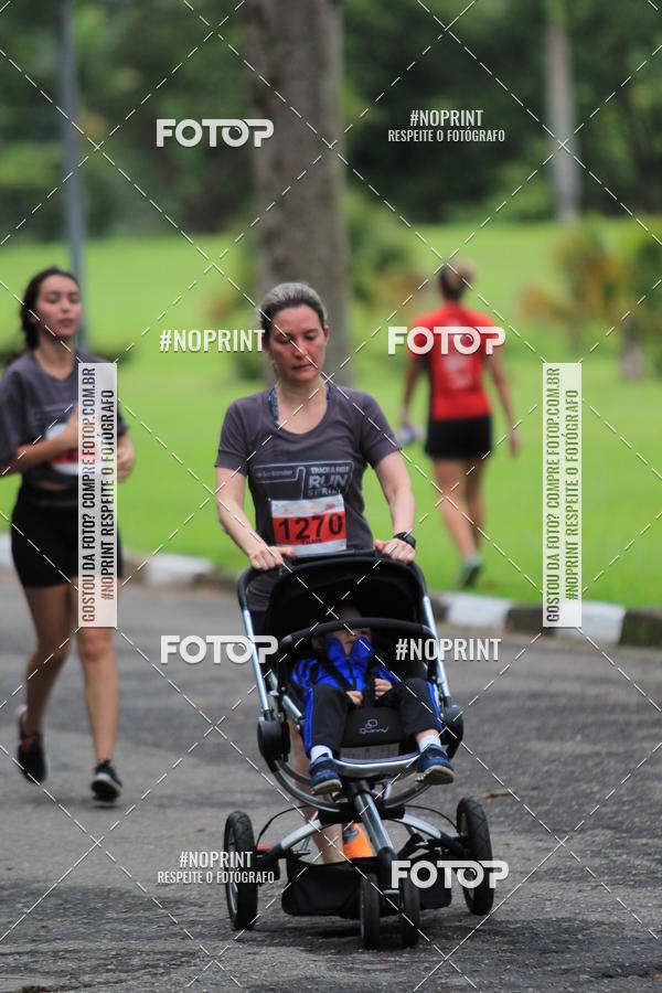 Buy your photos of the eventSantander Track & Field Run Series - Plaza Sul - Jardim Botnico on Fotop