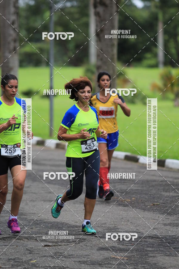 Buy your photos of the eventSantander Track & Field Run Series - Plaza Sul - Jardim Bot�nico on Fotop