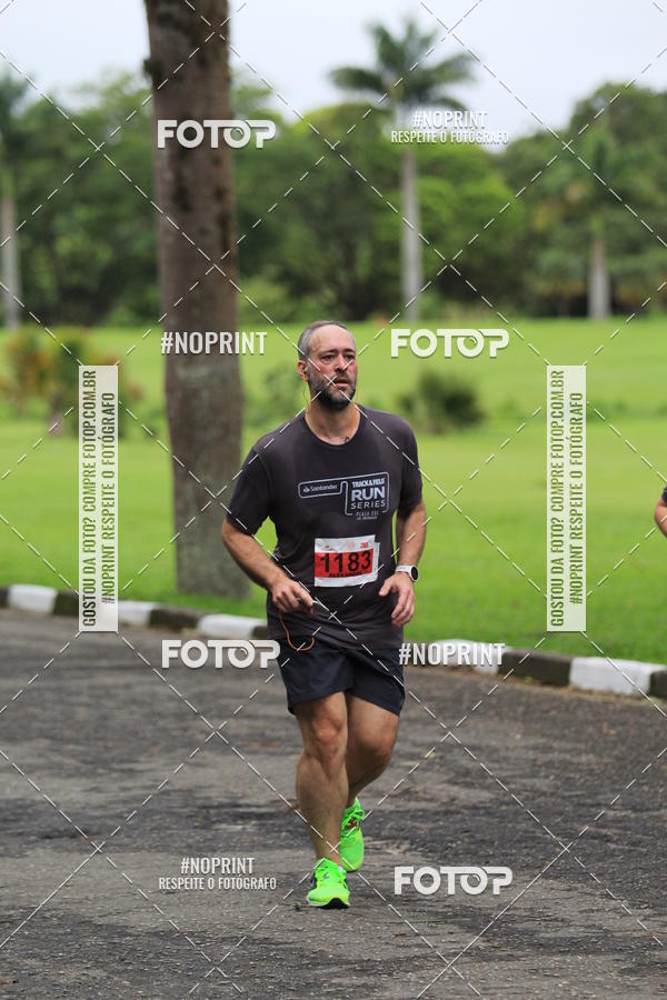 Buy your photos of the eventSantander Track & Field Run Series - Plaza Sul - Jardim Bot�nico on Fotop