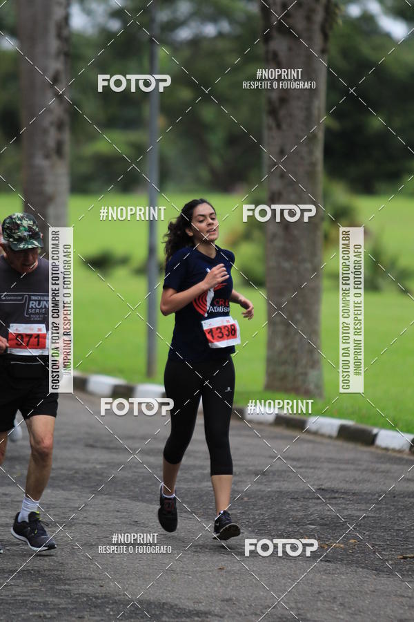 Buy your photos of the eventSantander Track & Field Run Series - Plaza Sul - Jardim Bot�nico on Fotop