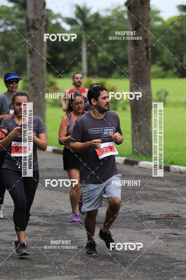 Buy your photos of the eventSantander Track & Field Run Series - Plaza Sul - Jardim Bot�nico on Fotop