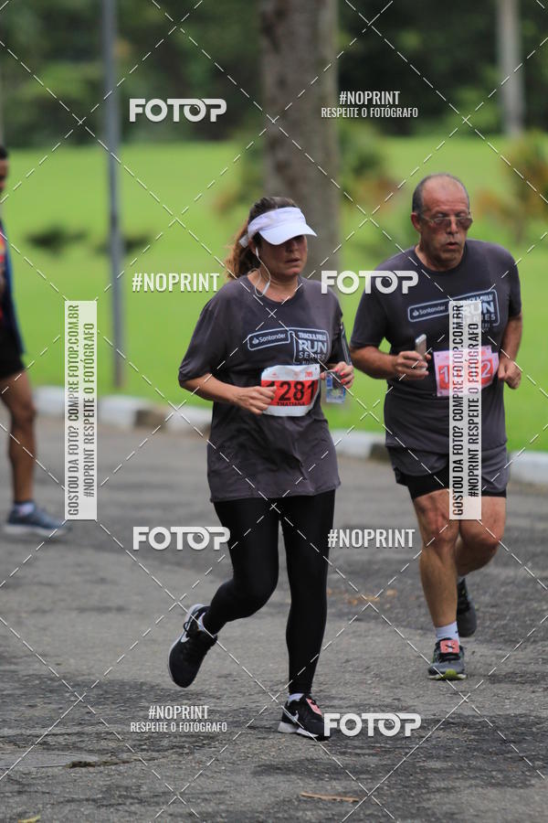 Buy your photos of the eventSantander Track & Field Run Series - Plaza Sul - Jardim Bot�nico on Fotop