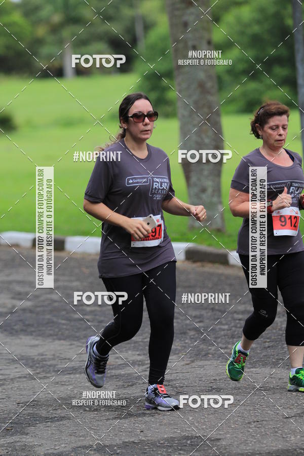 Buy your photos of the eventSantander Track & Field Run Series - Plaza Sul - Jardim Bot�nico on Fotop