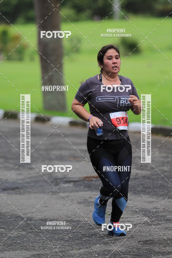 Buy your photos of the eventSantander Track & Field Run Series - Plaza Sul - Jardim Bot�nico on Fotop