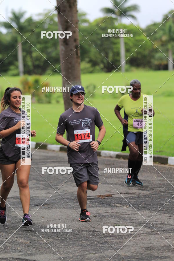 Buy your photos of the eventSantander Track & Field Run Series - Plaza Sul - Jardim Bot�nico on Fotop